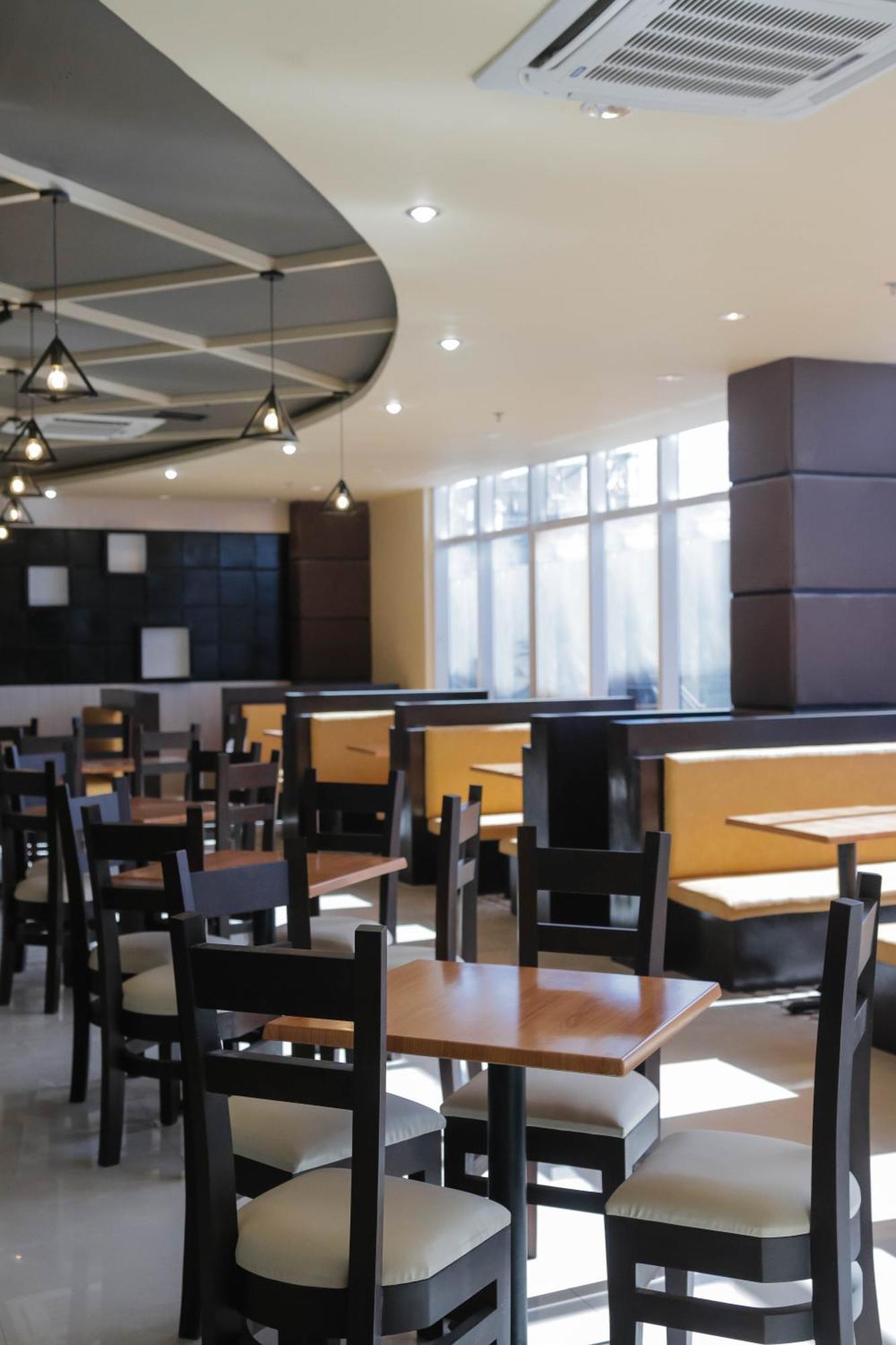 Iloilo Gateway Hotel And Suites Pavia Kültér fotó