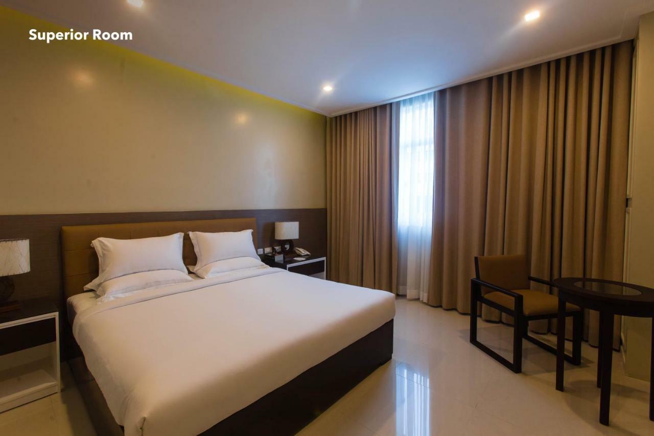 Iloilo Gateway Hotel And Suites Pavia Kültér fotó