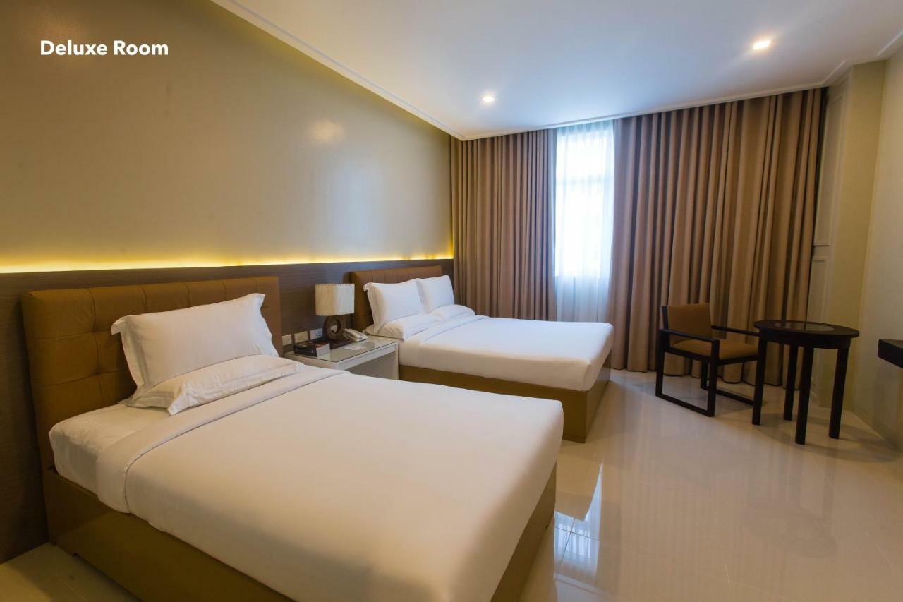 Iloilo Gateway Hotel And Suites Pavia Kültér fotó